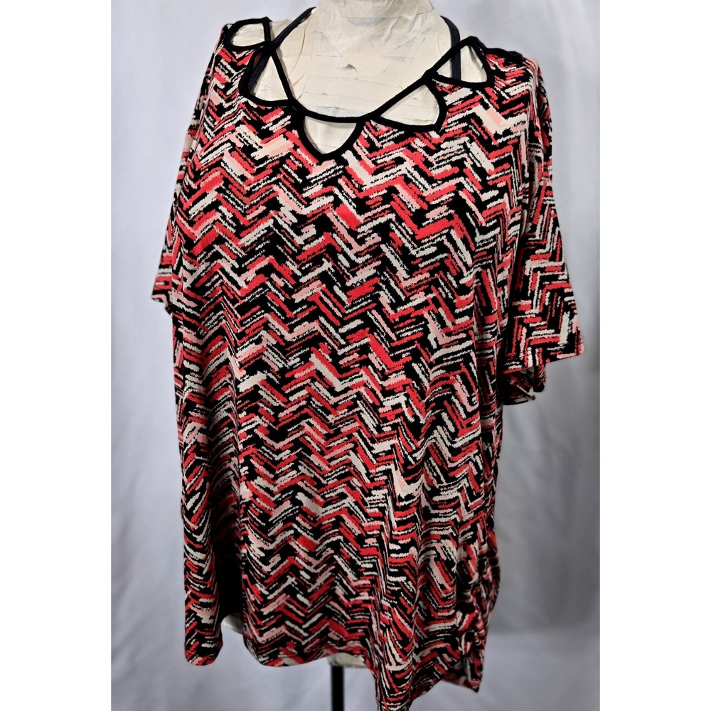 G Collection 3X Top‎ Red Black Chevron Cutout Back Short Sleeve Plus Size Boho
